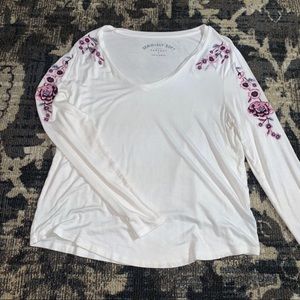 Aeropostale Perfect V Long sleeve!!